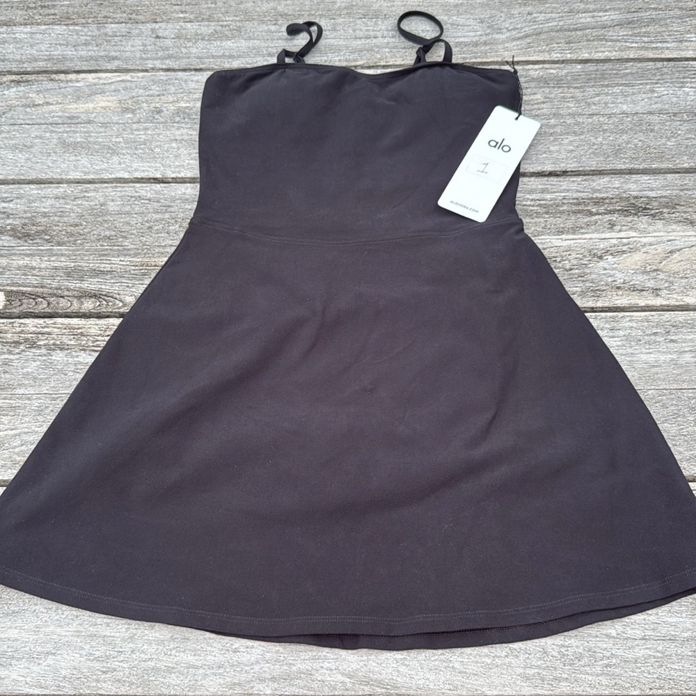 ALO Alosoft Courtside Tennis Dress - Black size Small NWT - Picture 2 of 6